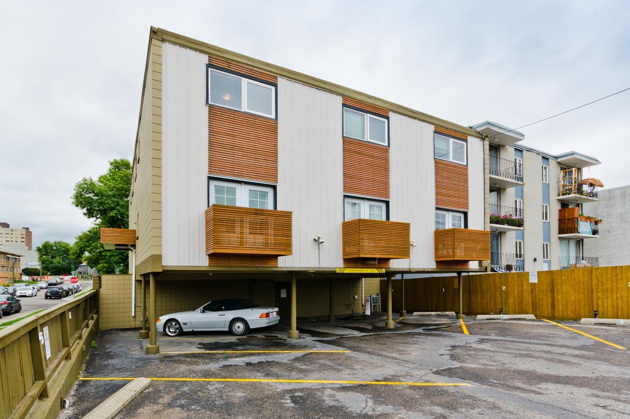 M Lofts Apartment Calgary Exterior photo